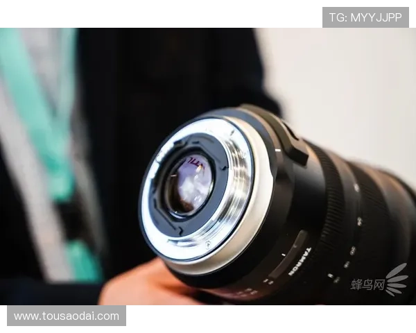 腾龙真人现场演出最新动态，第一时间掌握最热武侠表演资讯